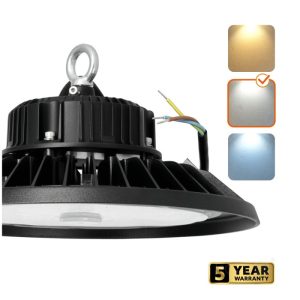 High Bay LED RIO PRO 150W 4000K IP66 Kobi Pro" en français se traduit par : "LED High Bay RIO PRO 150W 4000K IP66 Kobi Pro