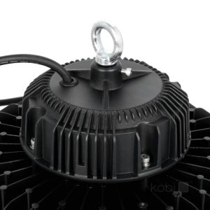 LED High Bay RIO PRO 200W 4000K IP66 Kobi Pro" en français se traduit par : "Projecteur LED Haute Baie RIO PRO 200W 4000K IP66 Kobi Pro