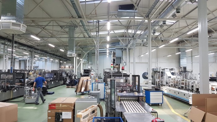 Luminaire étanche LED HPL1 75W IP65 120° Kobi Pro