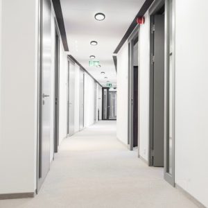 Plafonnier LED NAIROS G2 18W 3CCT IP65 noir Kobi Premium
